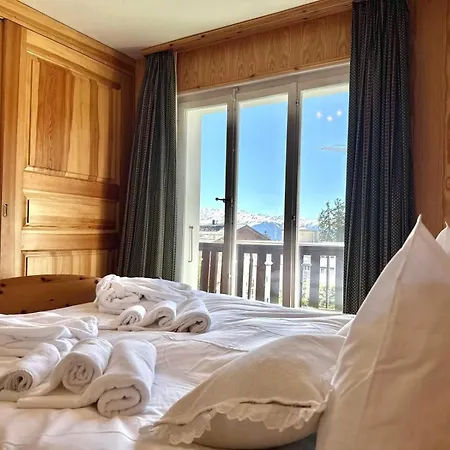 Le Nid D'argent - Dans La Nature * Crans-Montana
