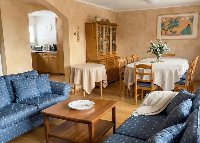 Le Nid D'argent - Dans La Nature 克莱恩 蒙塔纳