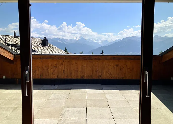 Le Nid D'argent - Dans La Nature 克莱恩 蒙塔纳